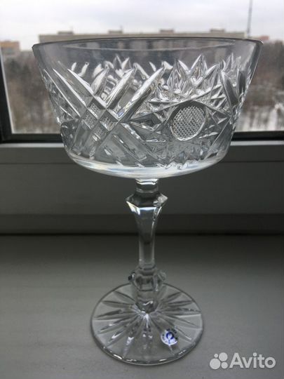 Хрустальная ваза на ножке, салатница