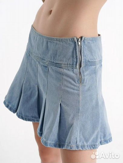 Женская джинсовая мини-юбка в складку