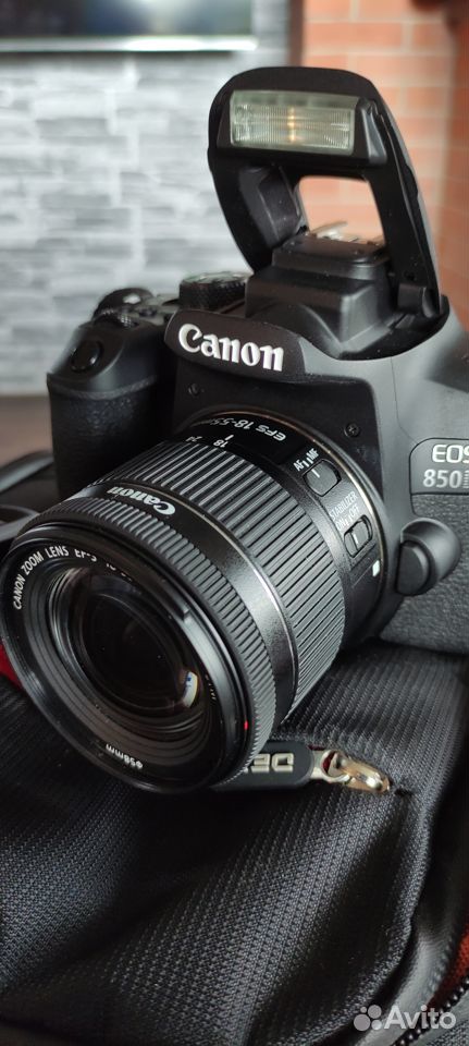 Зеркальный фотоаппарат canon EOS 850D