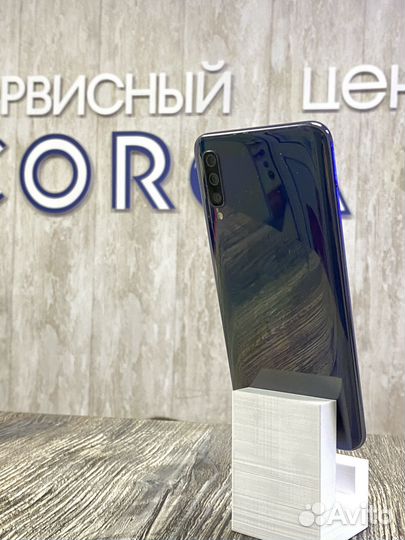 Samsung Galaxy A50, 4/128 ГБ
