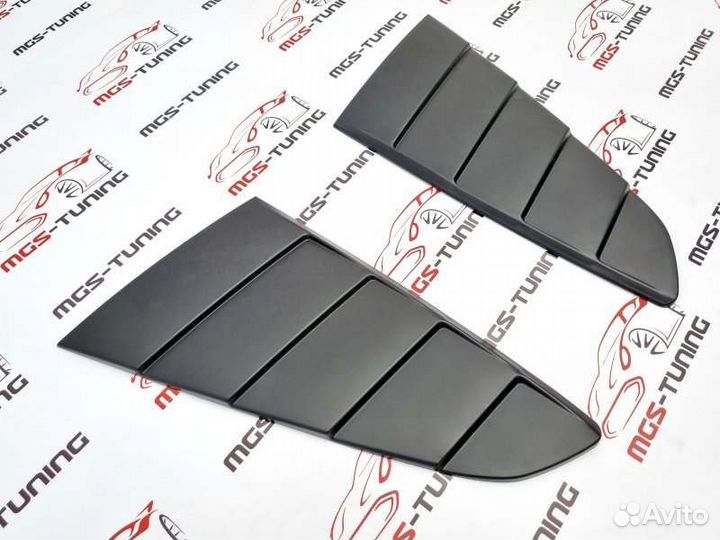 Жабры на задние форточки Ford Mustang PFT 2014+