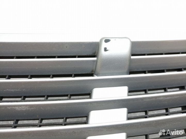 Решетка капота Mercedes-Benz E-Class W211