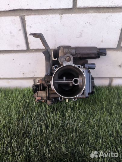 Дроссель Nissan Almera N15