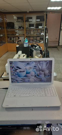 Ноутбук Toshiba satellite C850D-C3W