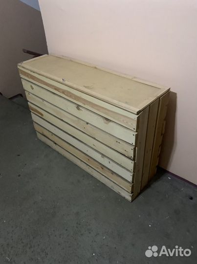 Деревянный ларь