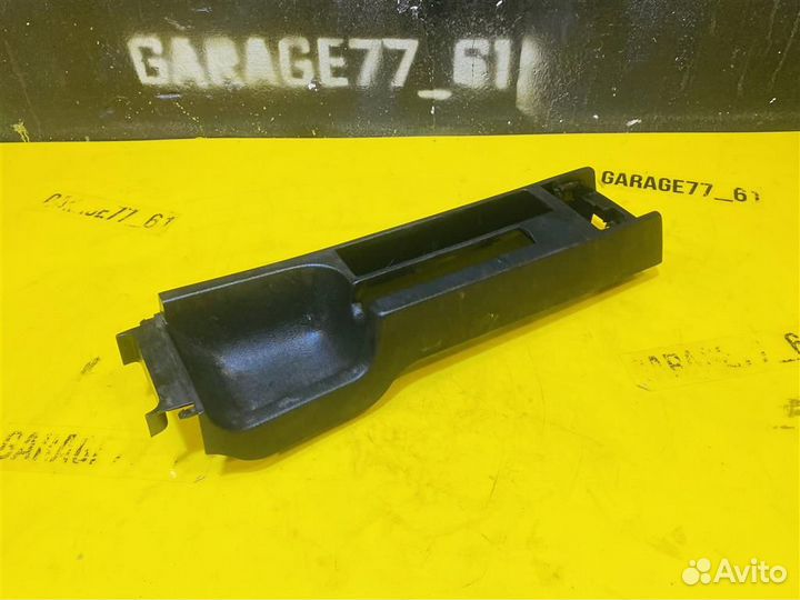 Центральная консоль #: 5052 Volkswagen Passat (B3