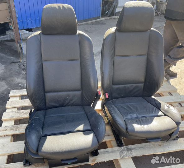 Комплект кресел BMW X5 E53