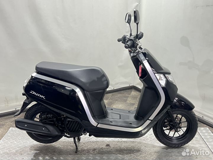 Скутер Honda Dunk PGM-FI AF74 2014г.в