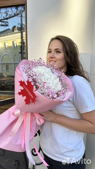 Букет на 1 сентября гортензия с гипсофилой