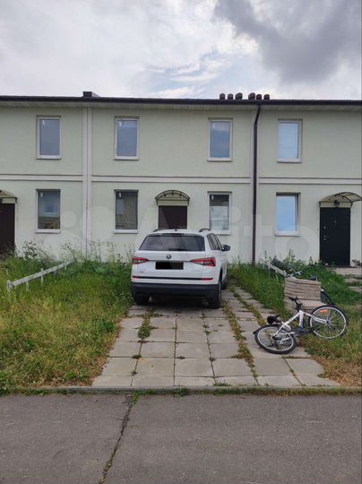 2-к. квартира, 75 м², 1/2 эт.