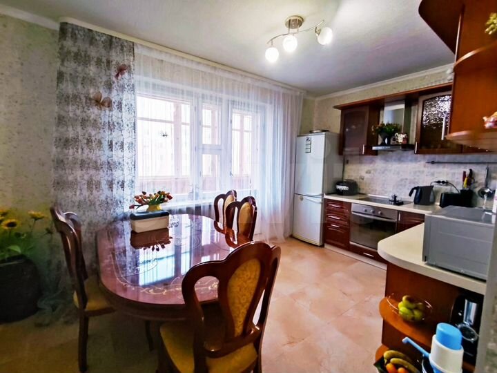 2-к. квартира, 61,1 м², 4/10 эт.