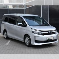 Toyota Voxy 1.8 CVT, 2015, 166 567 км, с пробегом, цена 1 890 000 руб.