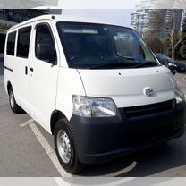 Toyota Town Ace 1.5 AT, 2018, 179 000 км, с пробегом, цена 1 755 000 ру�б.