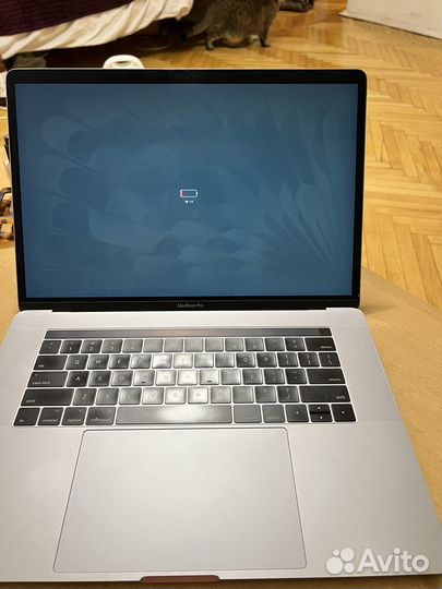 Macbook pro 15 2017 i7 16gb