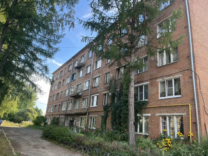 Комната 18 м² в 5-к., 1/5 эт.