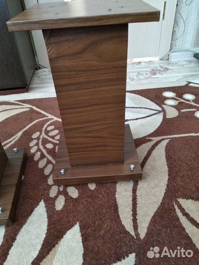 Стойки для акустики