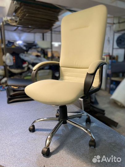 Кресло офисное