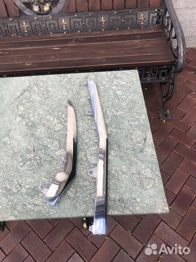 Хром переднего бампера Mercedes w212