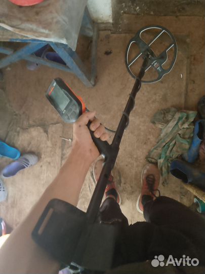 Металлоискатель quest x5