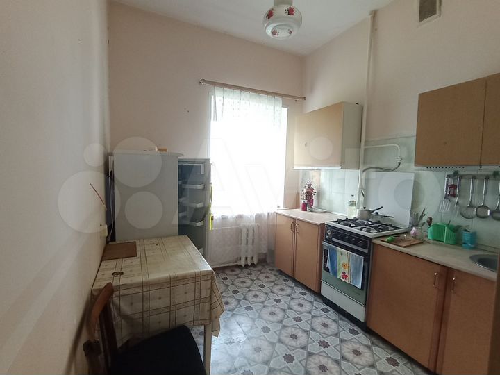 2-к. квартира, 43 м², 2/3 эт.