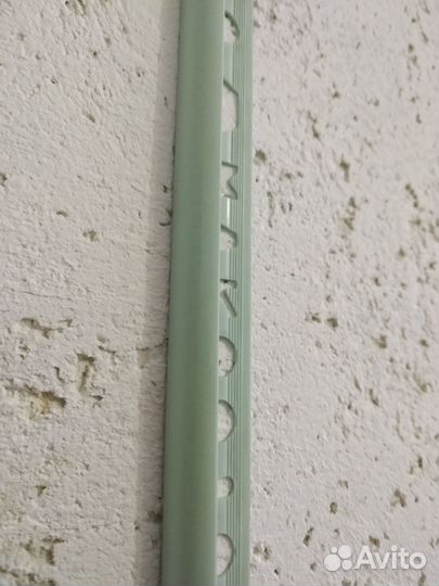 Уголок наружный, профиль,за 3шт. по 2,5 метра