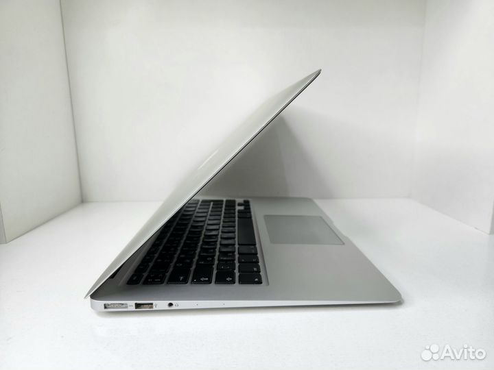 Macbook air 8/128ssd,100 аккум