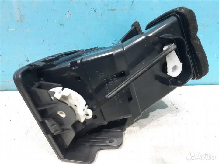 Дефлектор воздушный левый Hyundai I20 1 2008-2012