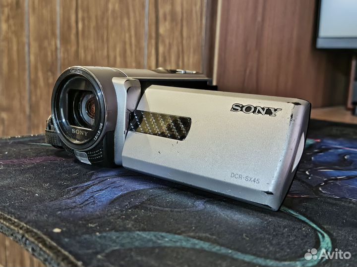 Sony handycam dcr sx45e