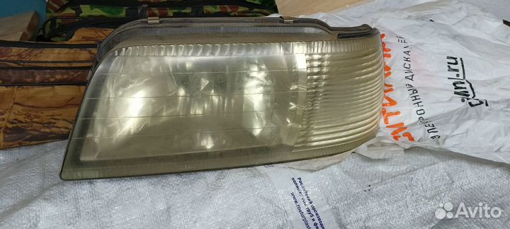 Фара передняя Nissan Cedric\Gloria HCR-72 1567