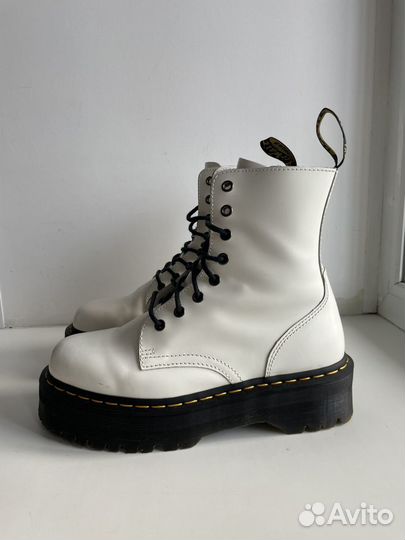 Ботинки dr. martens Jadon белые