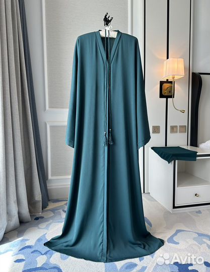 Абая арабская и шейла. ОАЭ