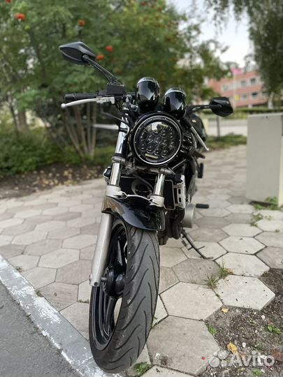 Продаю мотоцикл Suzuki Bandit GSF 250