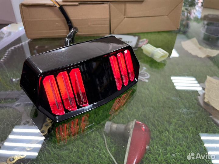 Стоп сигнал для мотоцикла с поворотниками