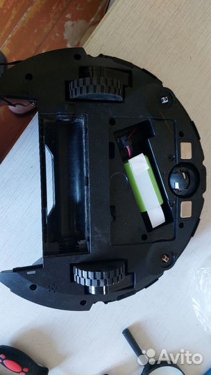 Робот пылесос