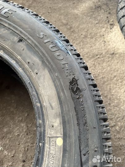 Bridgestone Blizzak VRX 215/65 R16 98S