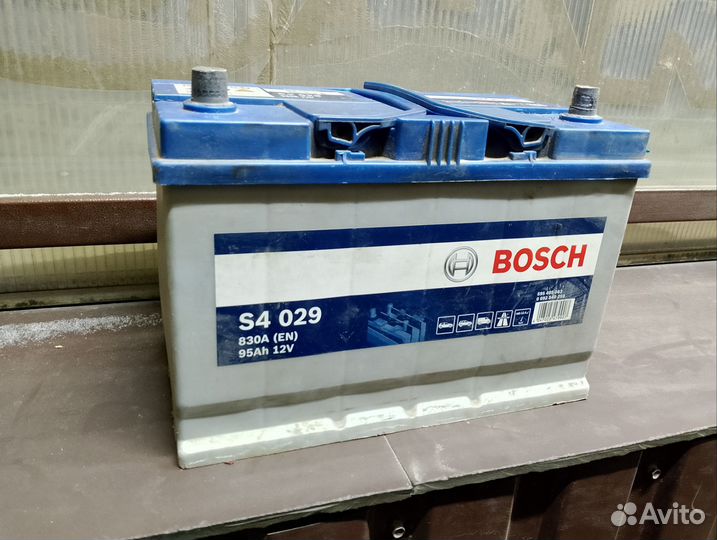 Аккумулятор Bosch S4 029