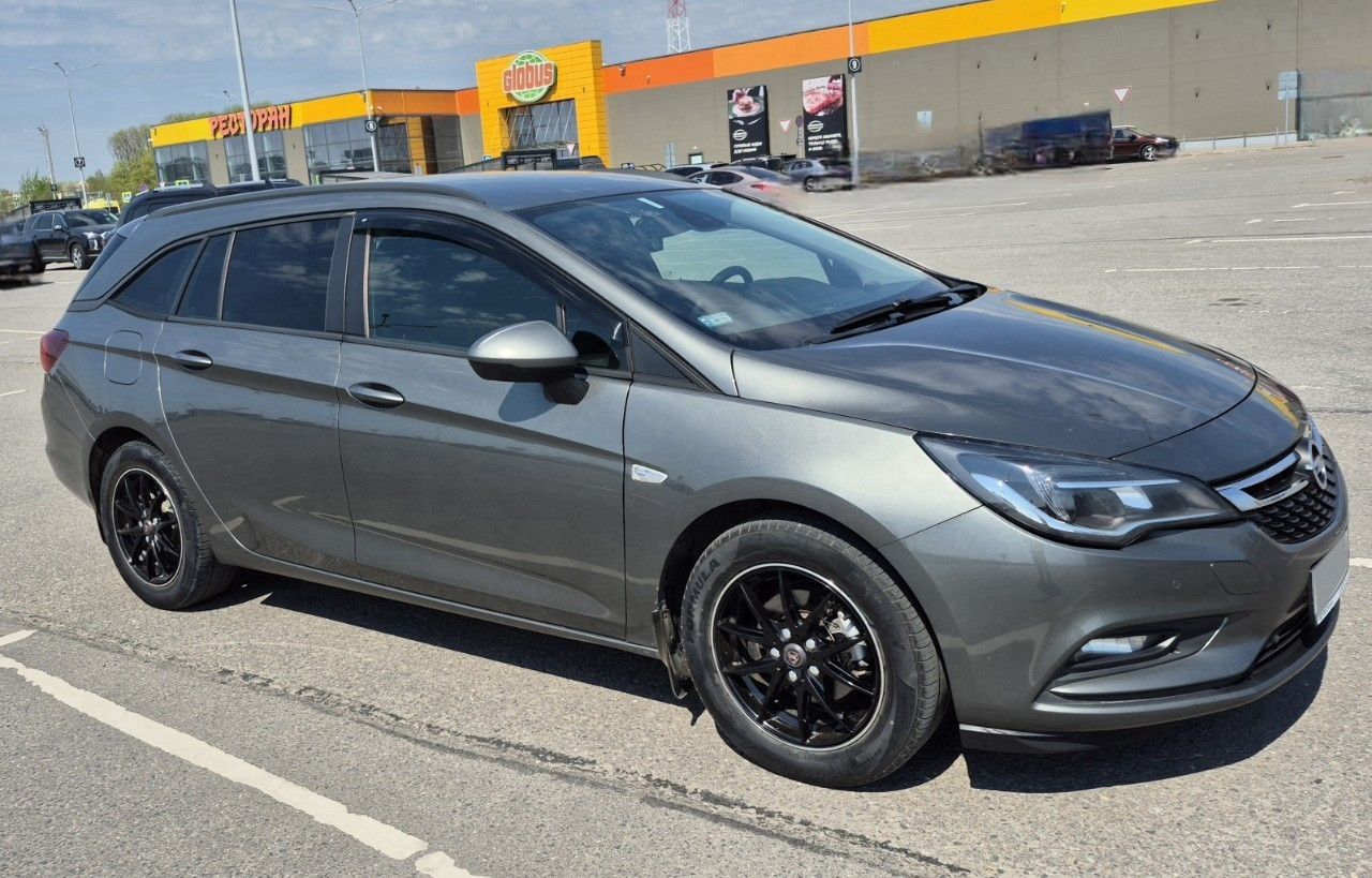 Opel Astra: фото из отзыва