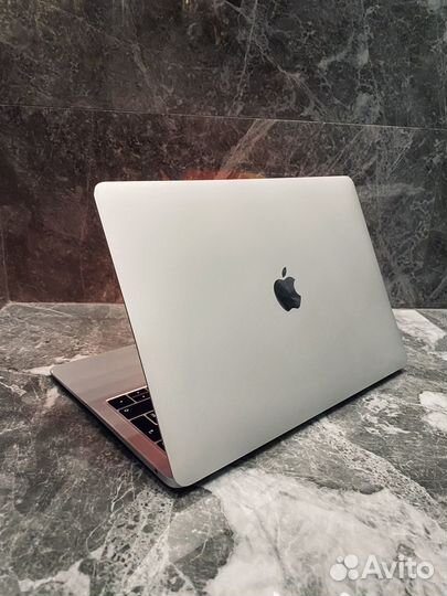 Apple MacBook Air 2018 i5/8GB/120GB