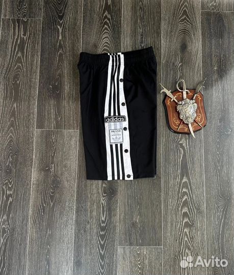 Шорты Adidas мужские на клепках