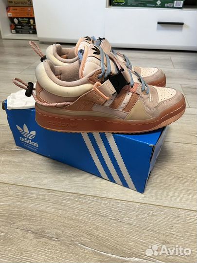 Кроссовки Adidas Forum low bad bunny розовые