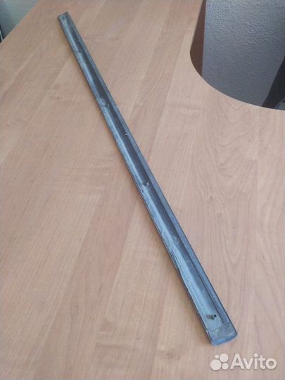 Накладка двери передняя правая Volkswagen Passat