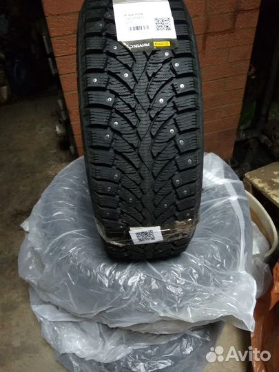 Formula Ice 195/55 R16