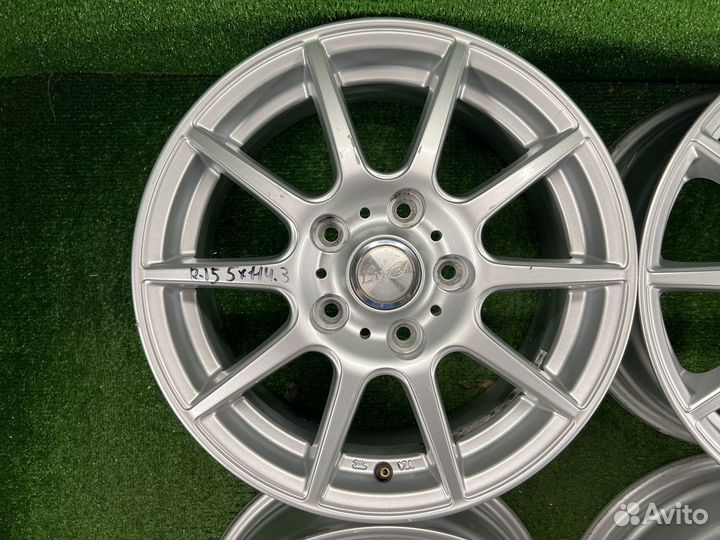 R15 Manaray Laycea 5x114.3 6JJ ET+53 цо73,1мм 6кг