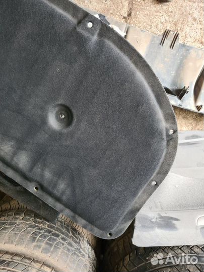 Обшивка капота Kia Rio 4 2020