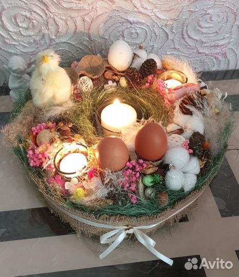 Пасхальный декор венок