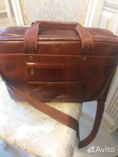 Мужской кожаный портфель