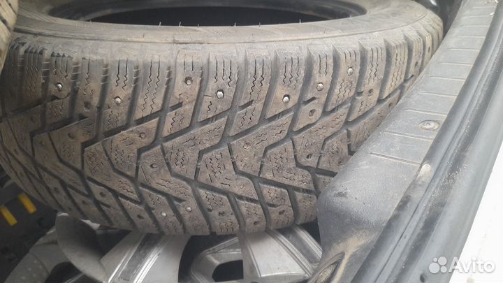 Hankook Winter I'Pike RS2 W429 175/65 R14 T