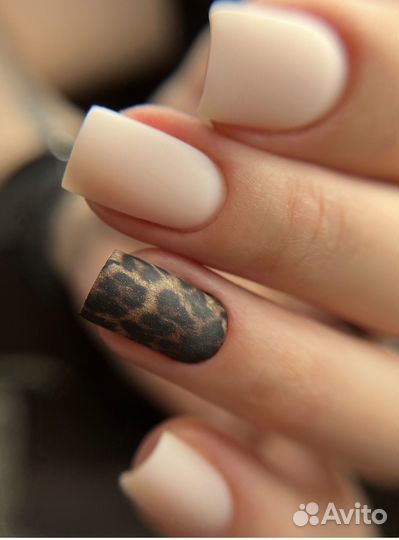 Наращивание ногтей