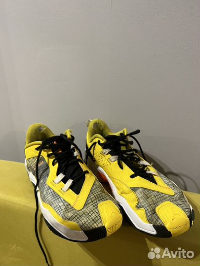 Баскетбольные кроссовки