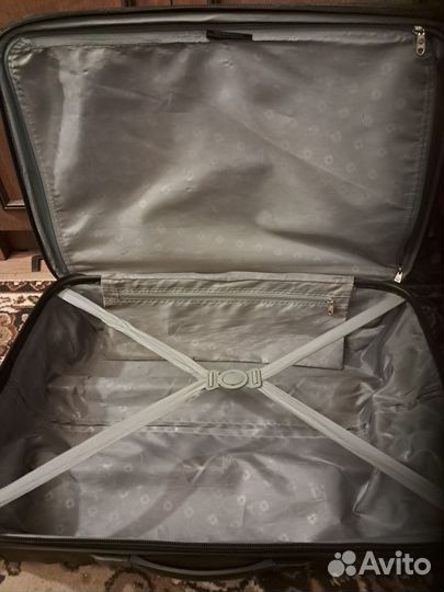 Чемодан на 4 колесах большой(М+),с расширением,пла